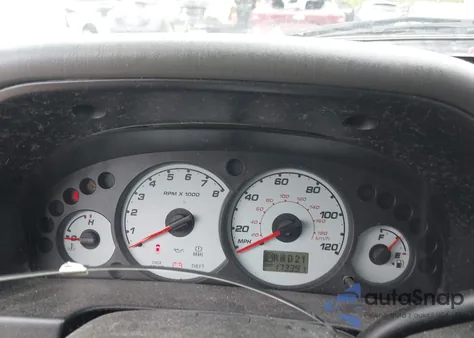 2004 Ford Escape Xlt from USA, damaged, VIN 1FMCU931X4DA18154